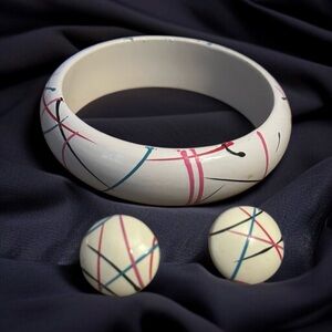 Vintage white paint strokes bangle bracelet and earrings set